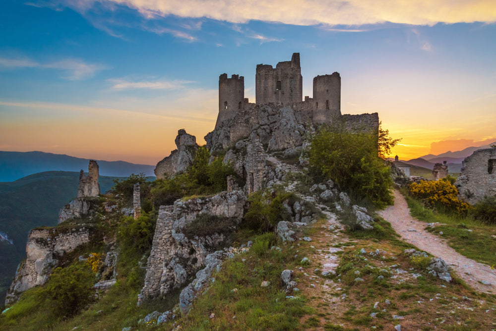 ROCCA CALASCIO E SANTO STEFANO DI SESSANIO (Maggio)