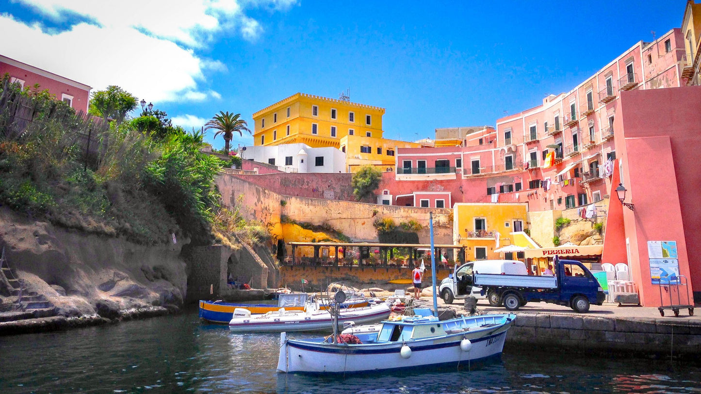 VENTOTENE (Giugno)